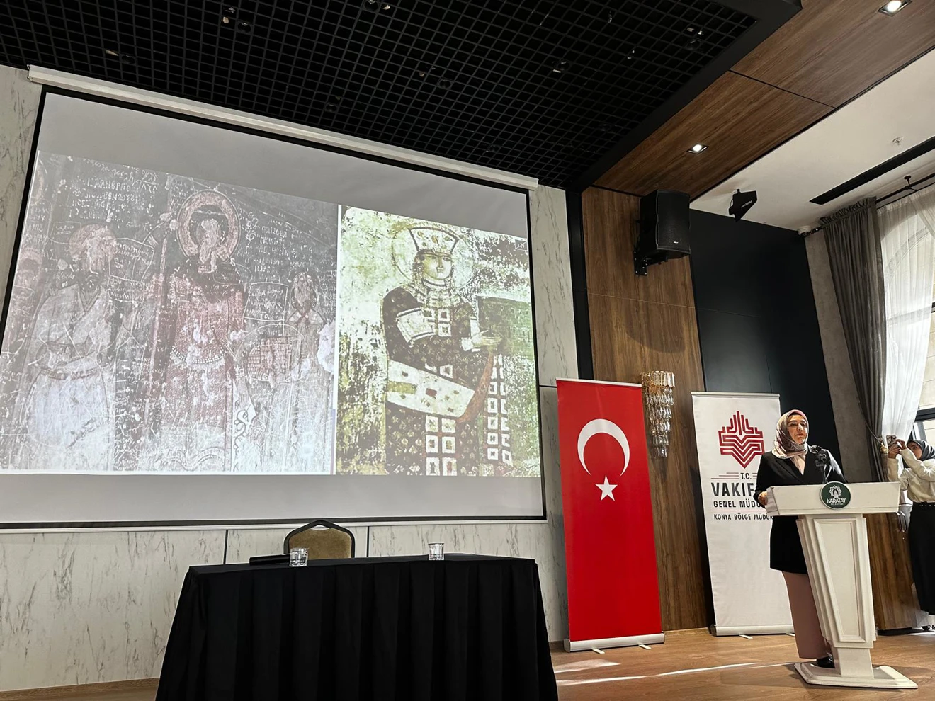 SERGİ VE KONFERANS